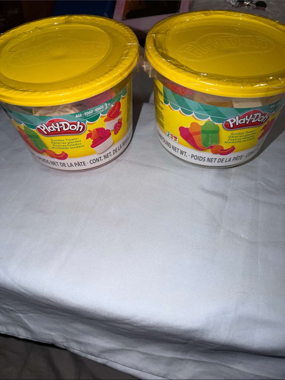 Play-Doh Yellow Lid Modeling Compound 2-Pack for Creative Play